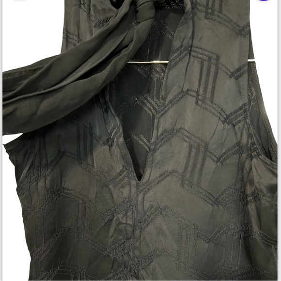 Theory black sleeveless top. - Picture 2 of 6